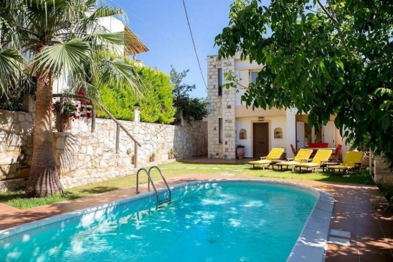 Spilia bei Kolymvari Kreta, Spilia: Drei schöne Villen in der grünsten Landschaft mit privaten Pools zu verkaufen Haus kaufen